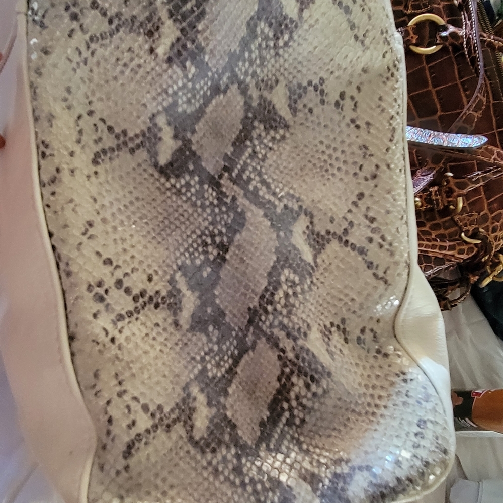 To many purses need sell